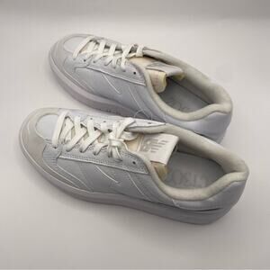 New Balance Triple White Women’s 8.5